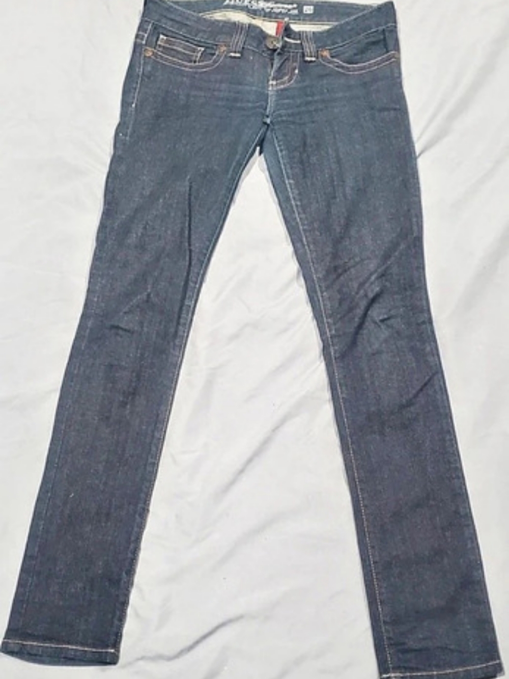Guess Women's Skinny Jeans in Blue